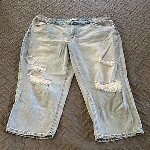 Lane Bryant Signature Fit Boyfriend Capri Jean